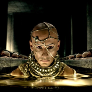 Copyright: ¬© 2014 WARNER BROS. ENTERTAINMENT INC. AND LEGENDARY PICTURES FUNDING, LLC. Photo Credit: Courtesy of Warner Bros. Pictures Caption: RODRIGO SANTORO as Xerxes in Warner Bros. Pictures' and Legendary Pictures' action adventure "300: RISE OF AN EMPIRE," a Warner Bros. Pictures release.